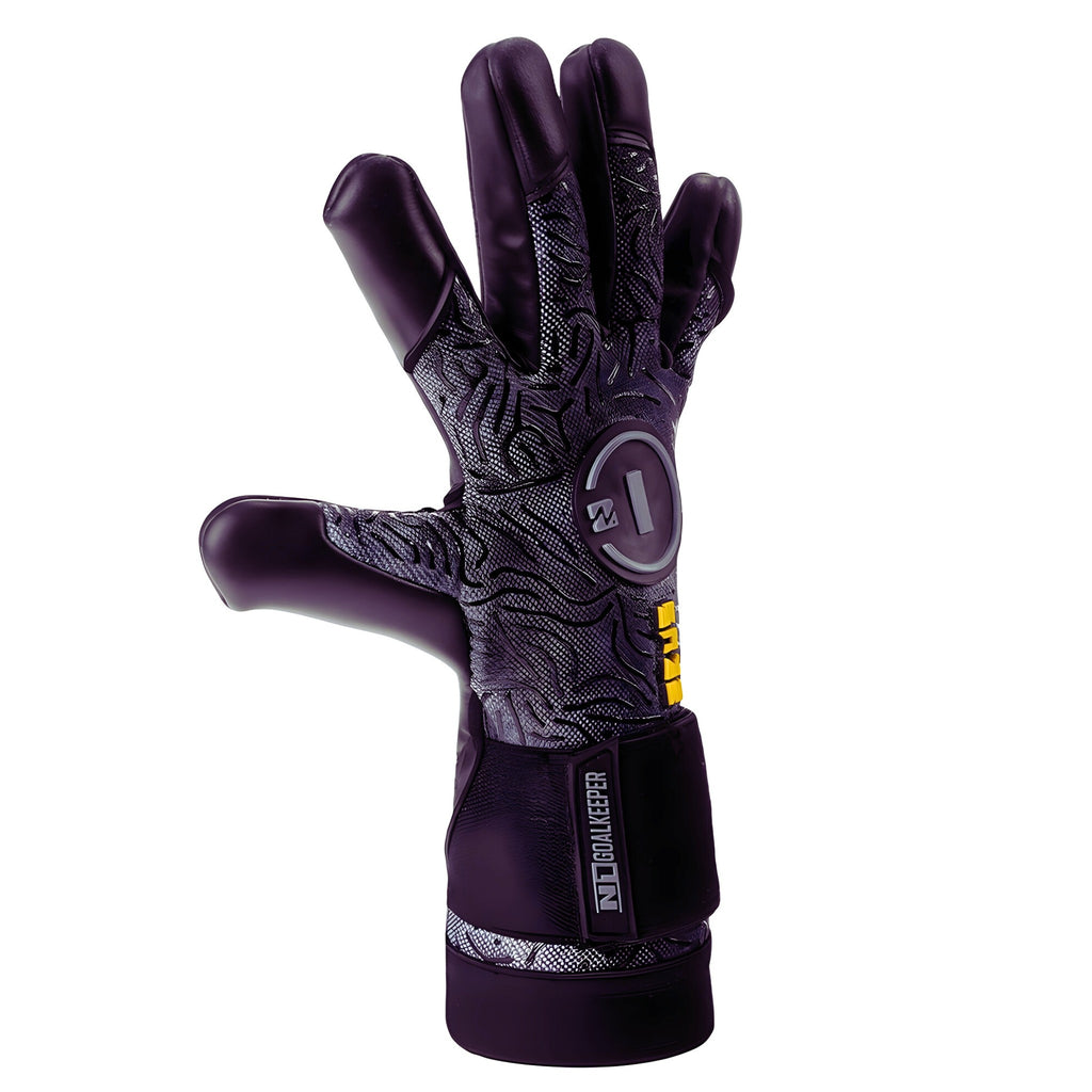 Side profile of N1 Zeus 2.0 Carbon goalkeeper glove highlighting the seamless AirFlex Pro backhand and snug Vapor Negative Cut fit.